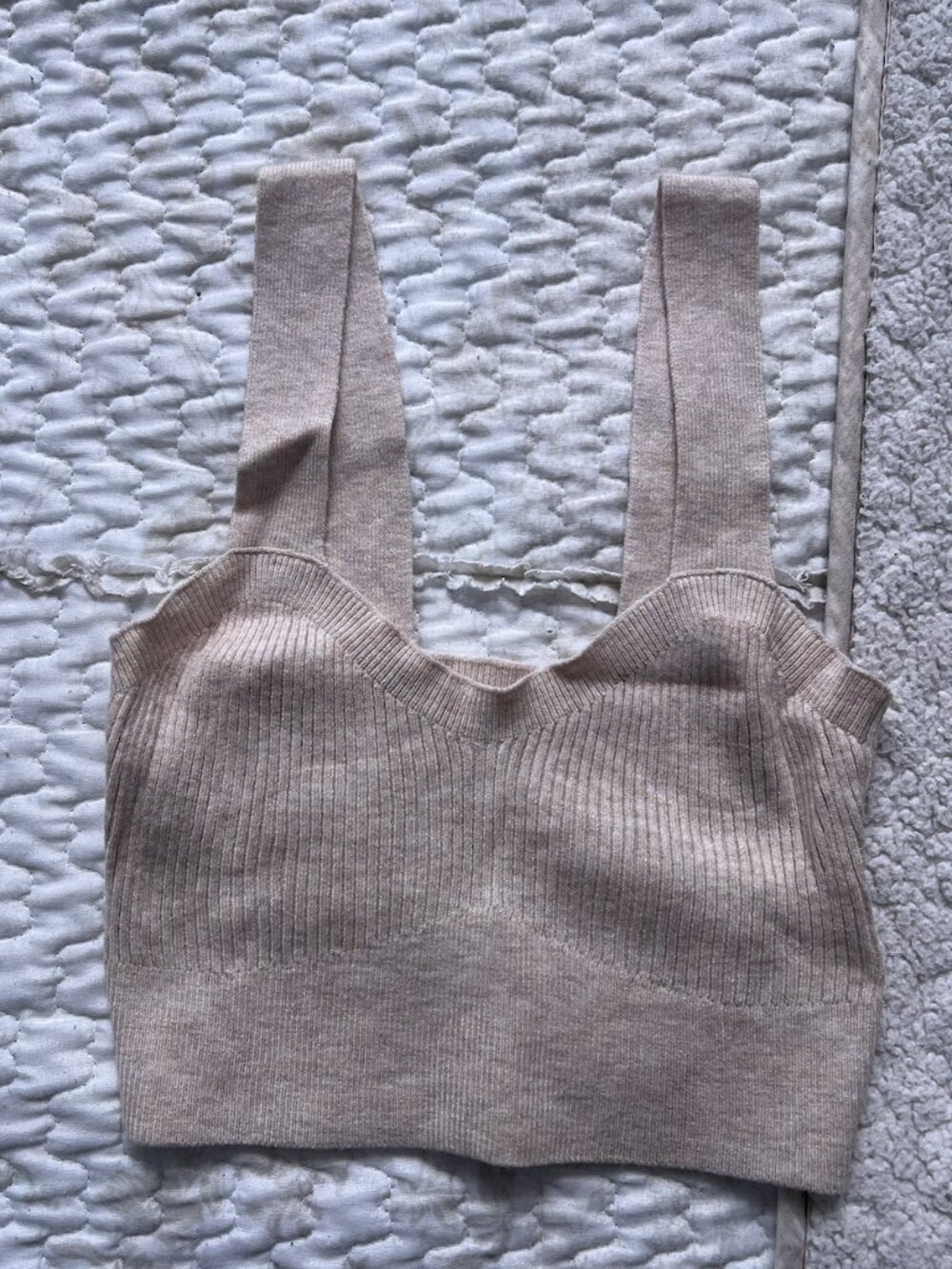 Hollister Beige Ribbed Knit Crop Top – Size XS